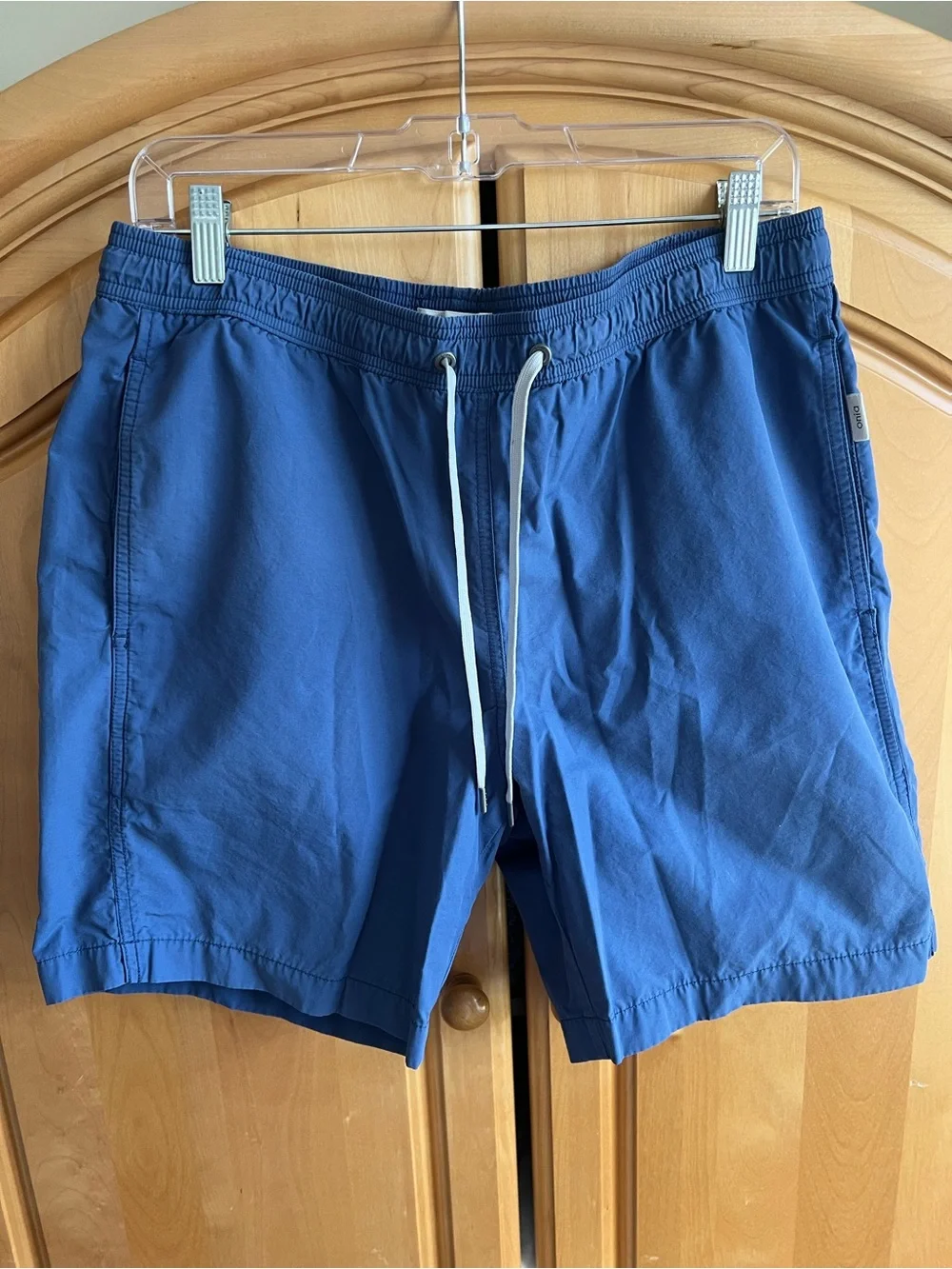 Men’s Onia swim shorts NWOT